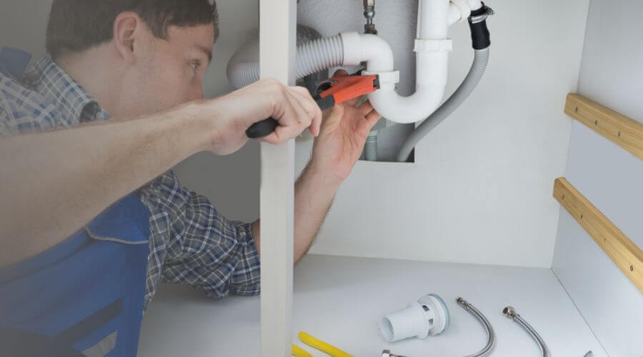 Local tankless water heater installation in Plymouth, NE